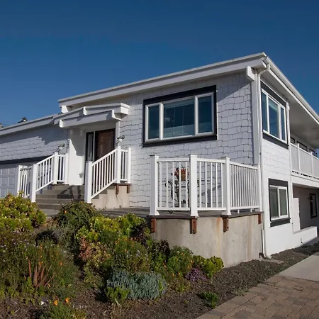 Moonstone Manor Monthly Only-Special Spring Rate Villa
